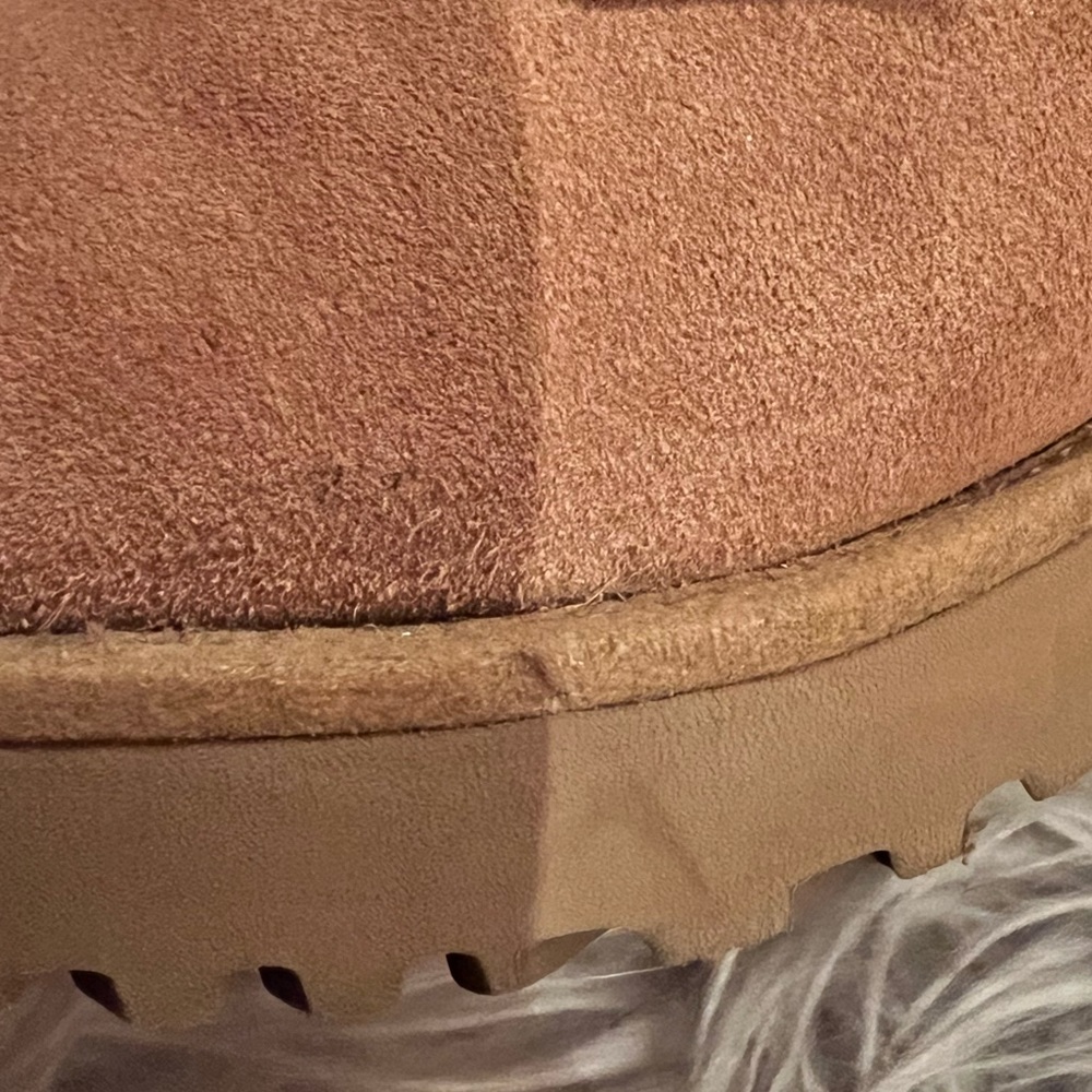 Women’s size 7.5 chestnut Bethany Ugg boots. - Picture 5 of 6